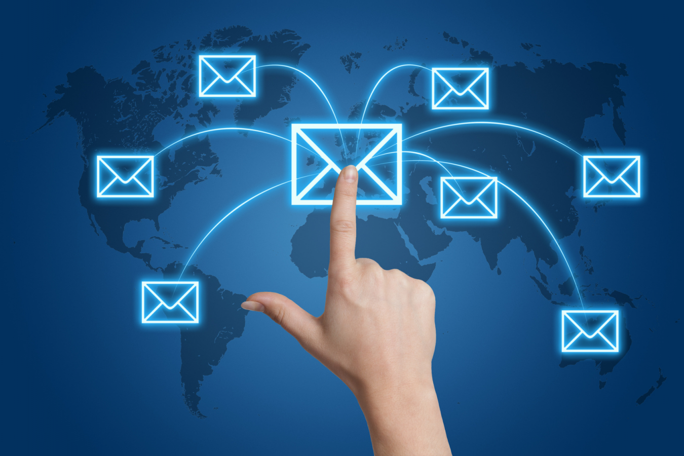 Mẫu email marketing về áo len